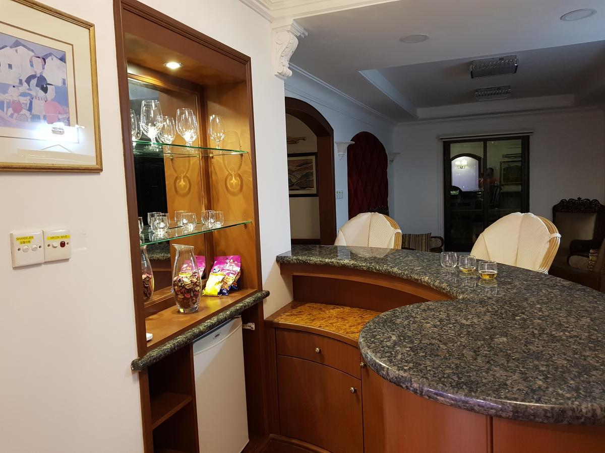 Marina Court Luxury Penthouse Aparthotel Kota Kinabalu Luaran gambar