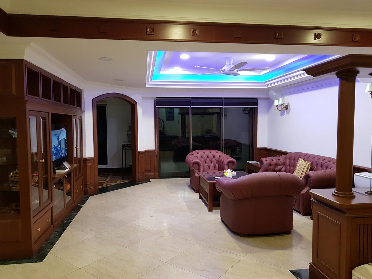 Marina Court Luxury Penthouse Aparthotel Kota Kinabalu Luaran gambar
