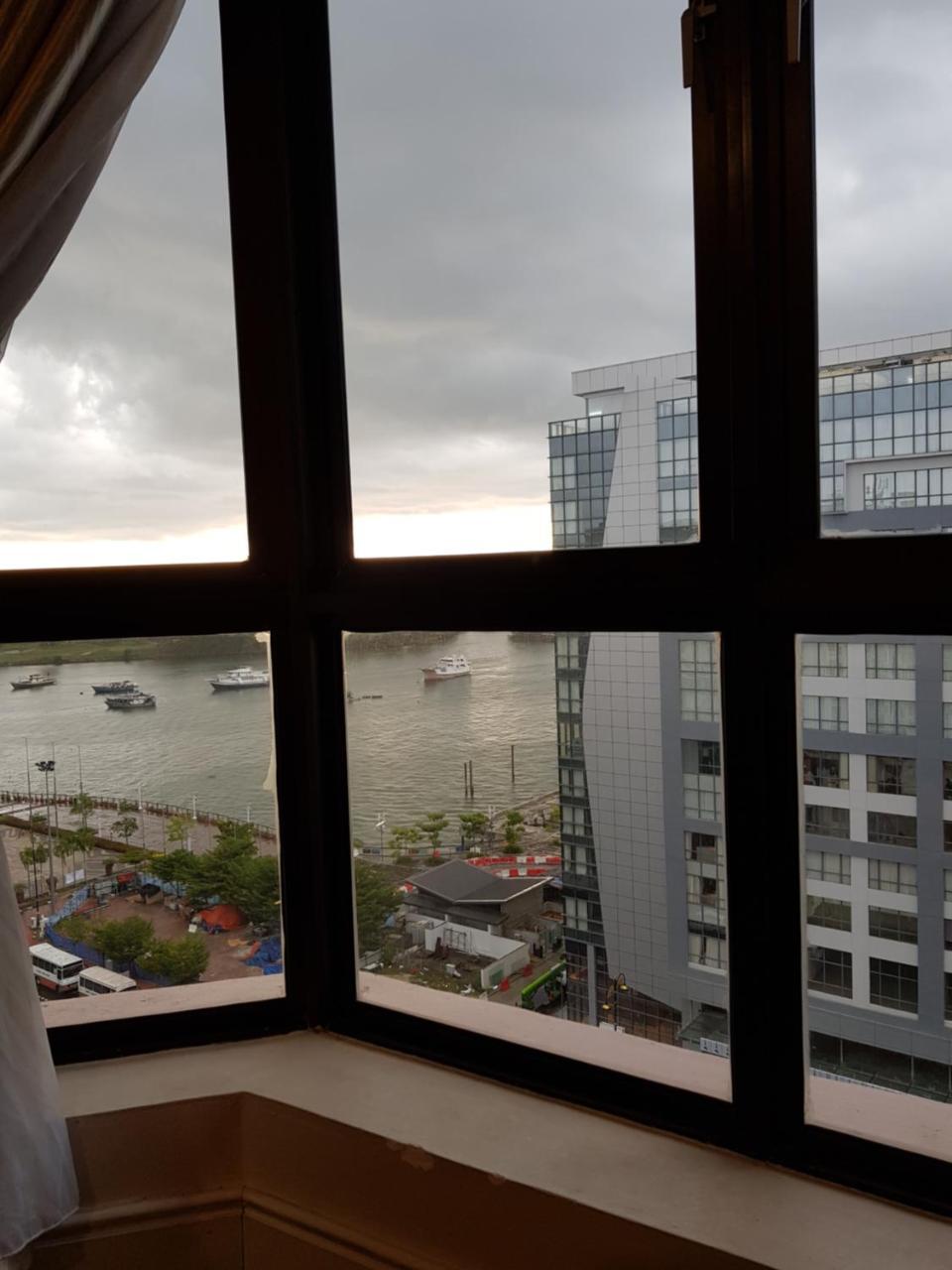 Marina Court Luxury Penthouse Aparthotel Kota Kinabalu Luaran gambar