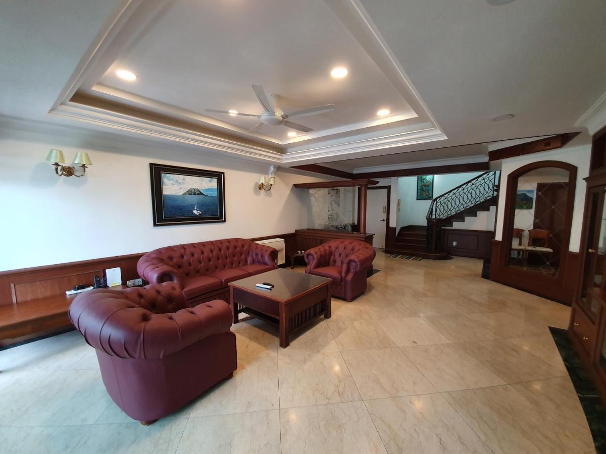 Marina Court Luxury Penthouse Aparthotel Kota Kinabalu Luaran gambar