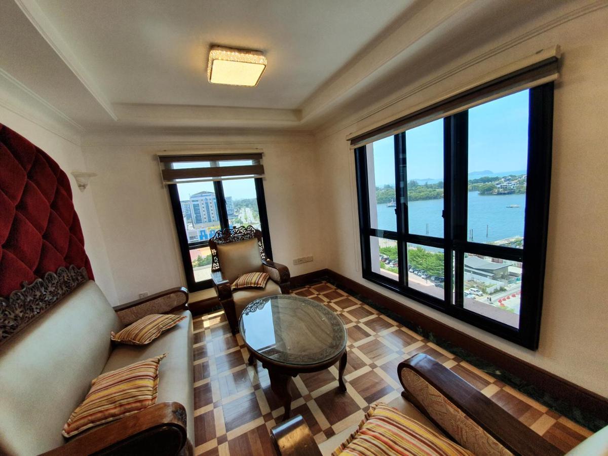 Marina Court Luxury Penthouse Aparthotel Kota Kinabalu Luaran gambar